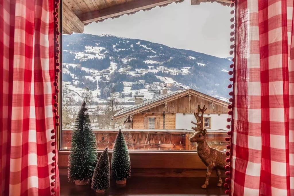 Ferienwohnung Gamsbock Panorama View Balkon, Gartensauna, Garten, Grillplatz シュトゥンム エクステリア 写真