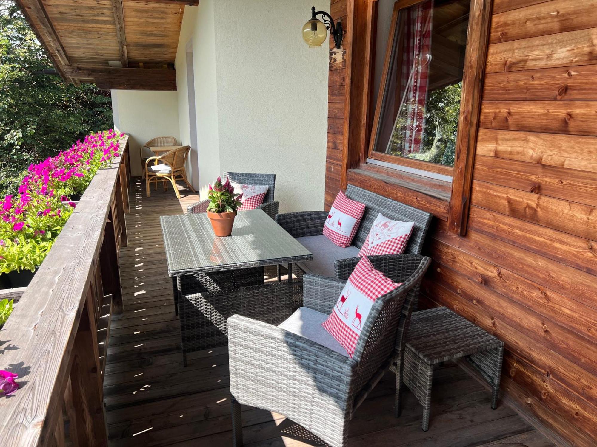 Ferienwohnung Gamsbock Panorama View Balkon, Gartensauna, Garten, Grillplatz シュトゥンム エクステリア 写真